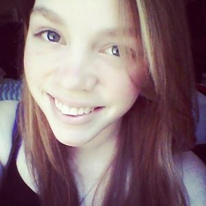 Meet your Posher, Leah